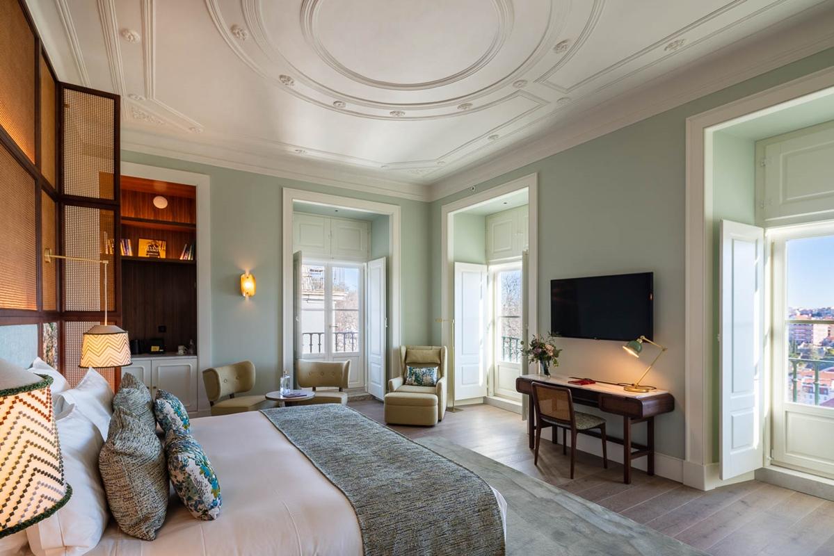 Palacio Ludovice Wine Experience Hotel Lisbon Exterior photo
