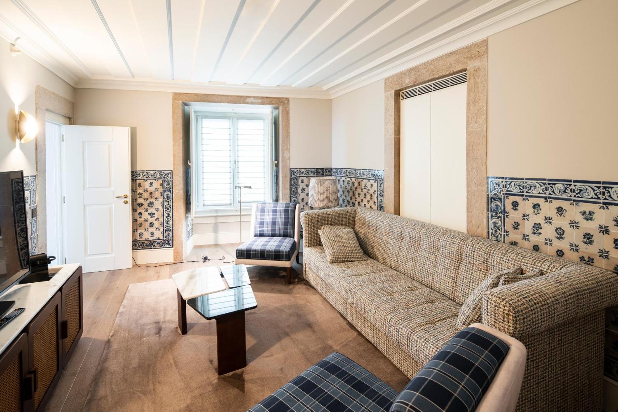 Palacio Ludovice Wine Experience Hotel Lisbon Exterior photo